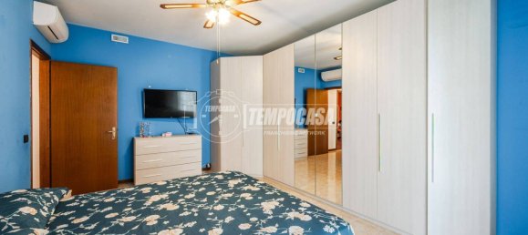 3 chambres Appartement à Medesano, Italy No. 355798 21