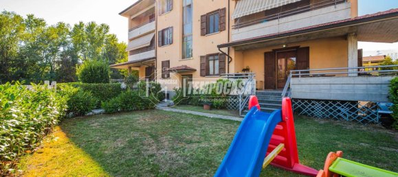 3 chambres Appartement à Medesano, Italy No. 355798 6