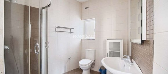 5 bedrooms Maisonette in Birkirkara, Malta No. 200 31