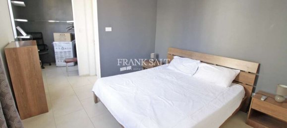 5 bedrooms Maisonette in Birkirkara, Malta No. 200 25