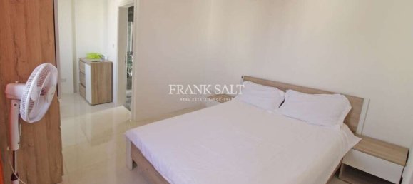 5 bedrooms Maisonette in Birkirkara, Malta No. 200 20