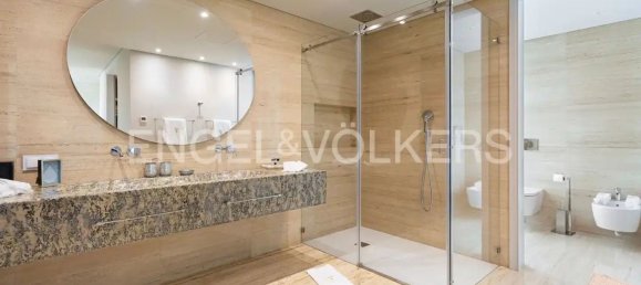 Casa T8 em Quarteira, Portugal N.º 93311 22