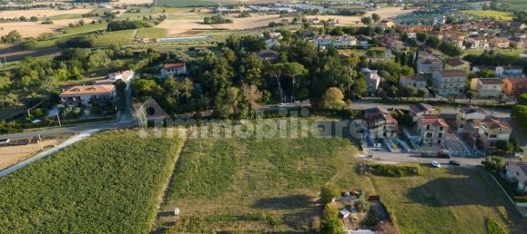Terrain à Osimo, Italy 1110m² No. 259140 3