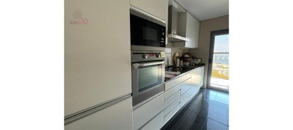 3 bedrooms Apartment in Lisbon, Portugal No. 136784 9