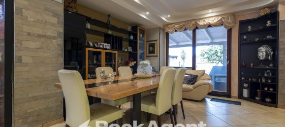 7-Zimmer Wohnung in Catanzaro, Italy, Nr. 298683 13