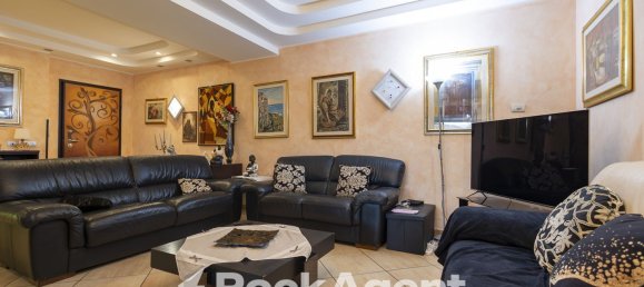 7-Zimmer Wohnung in Catanzaro, Italy, Nr. 298683 10