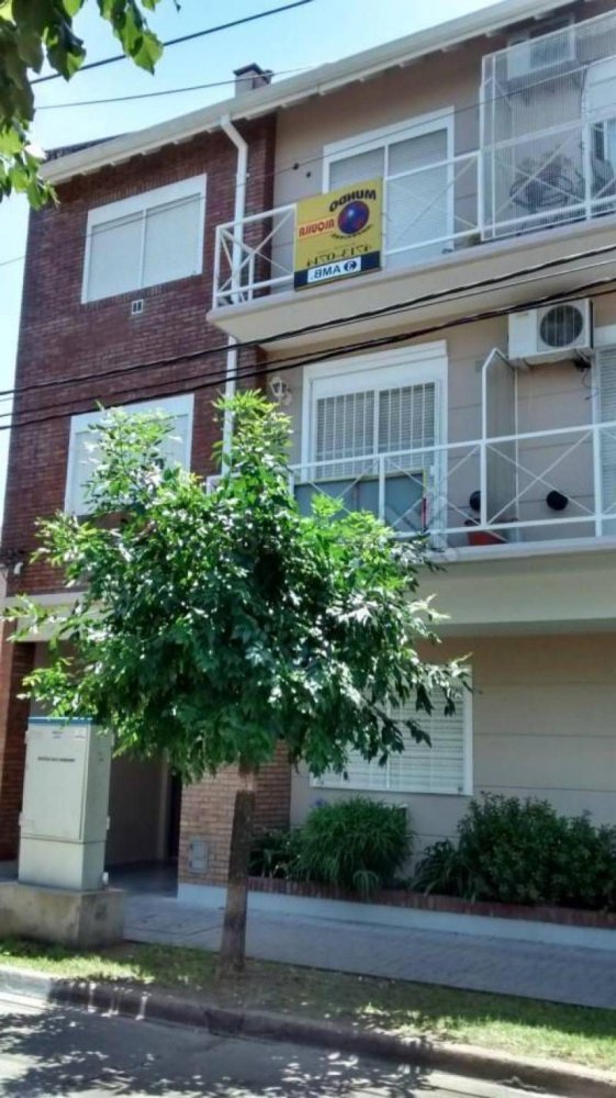 Studio in Tres de Febrero, Argentina No. 60713