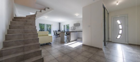 4 bedrooms Villa in Reyrieux, France No. 197685 5