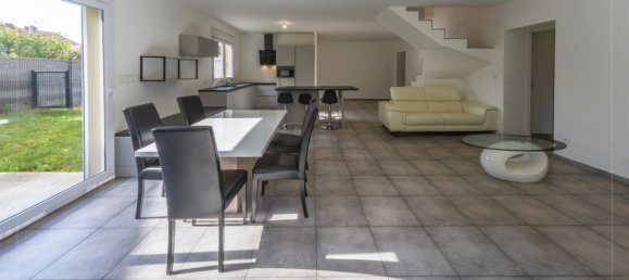 4 bedrooms Villa in Reyrieux, France No. 197685 6