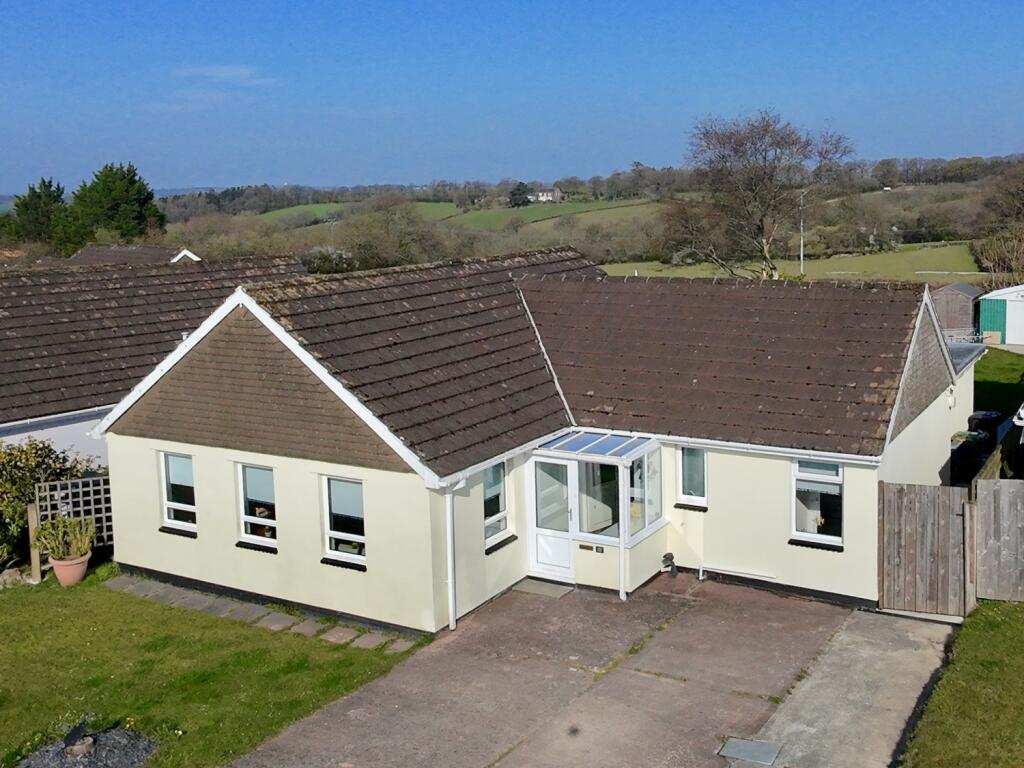4 bedrooms Bungalow in Chulmleigh, United Kingdom No. 13584