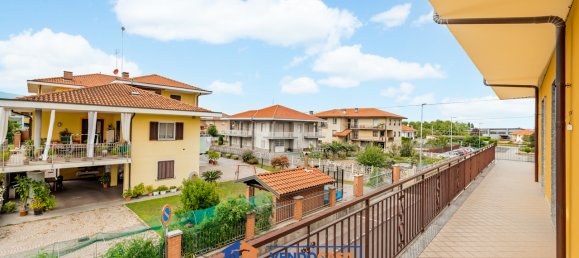 5 rooms Apartment in Villafalletto, Italy No. 374399 11