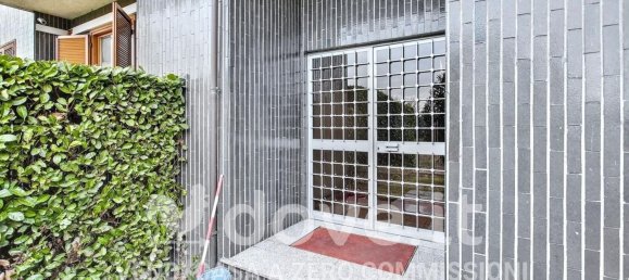 3 rooms Apartment in Garbagnate Milanese, Italy No. 119382 32