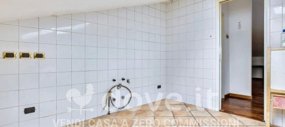 3 rooms Apartment in Garbagnate Milanese, Italy No. 119382 10