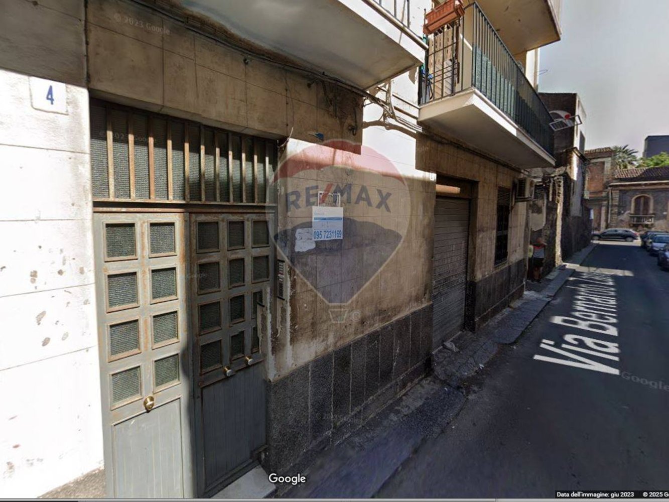 3 bedrooms Apartment in Catania, Italy No. 57893