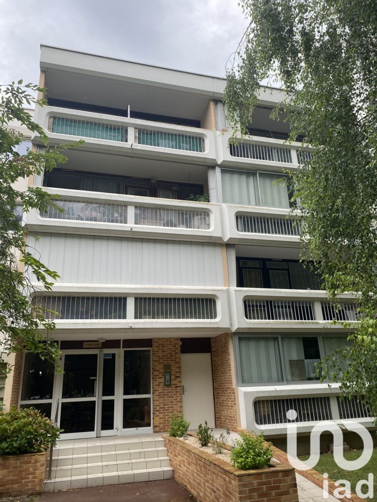 Casa de 3 habitaciónes en Meaux, France No. 289995