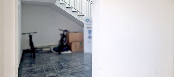 165m² Office in Livorno, Italy No. 90212 4