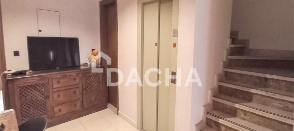 4 bedrooms Villa in Jumeirah Village Circle, UAE No. 27768 3