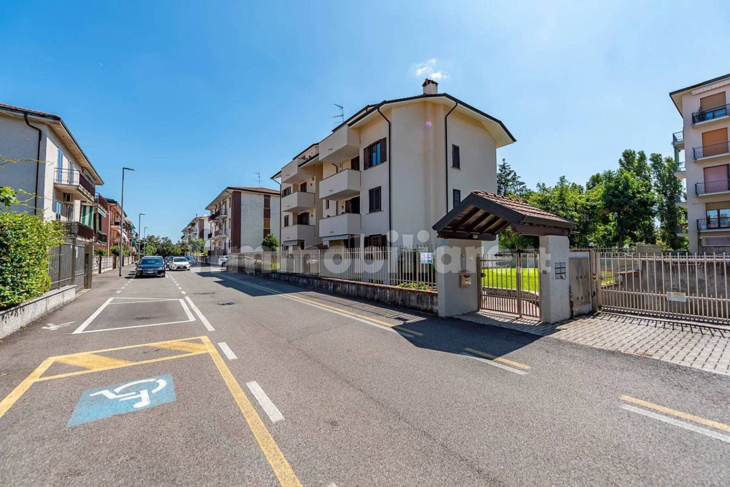 2 bedrooms Apartment in Pregnana Milanese, Italy No. 304690