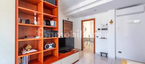 2 bedrooms Apartment in Pregnana Milanese, Italy No. 304690 6