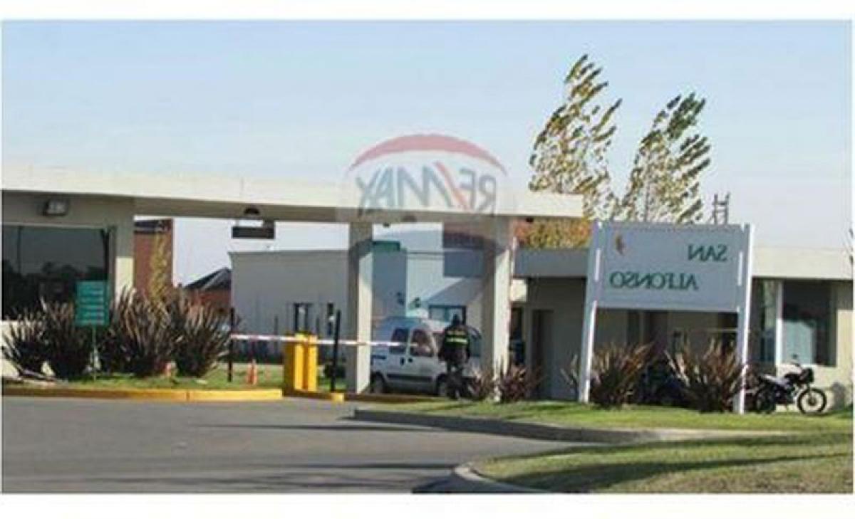 Terrain à Pilar, Argentina No. 40584