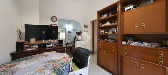 3 rooms House in Cagliari, Italy No. 136423 2