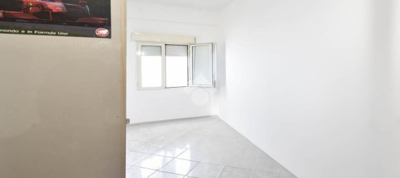 3 rooms House in Cagliari, Italy No. 136423 6