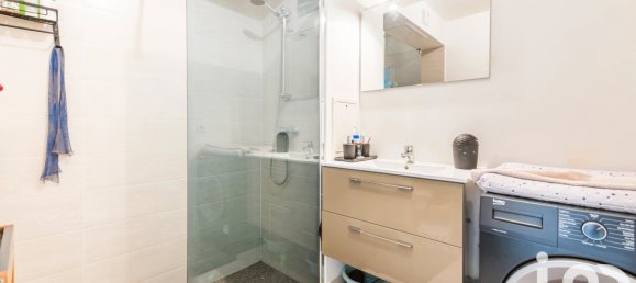 2 bedrooms Apartment in Sainte-Genevieve-des-Bois, France No. 185273 3