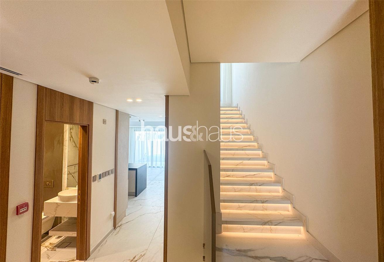 Adosado de 3 dormitorios en Jumeirah Golf Estates, UAE No. 100054