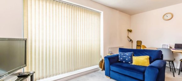 1 bedroom Apartment in London, United Kingdom No. 11620 8