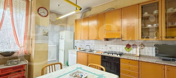 4 rooms Apartment in Turin, Italy No. 7890 7