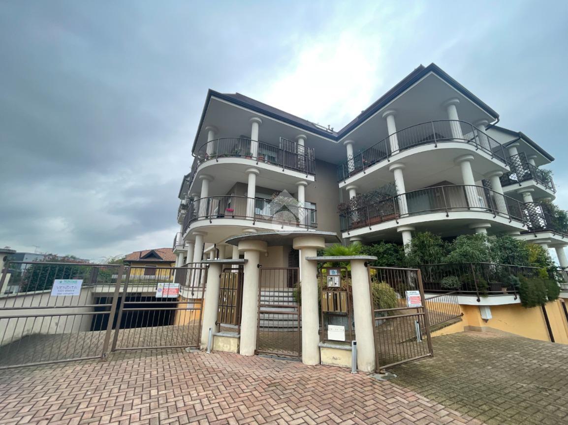 2 rooms Apartment in Borgomanero, Italy No. 4765