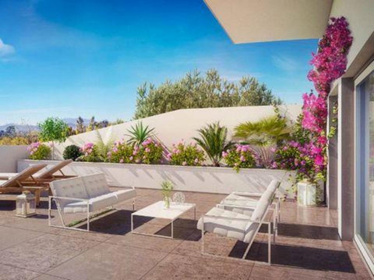 3 bedrooms Condo in Marseille, France No. 4264