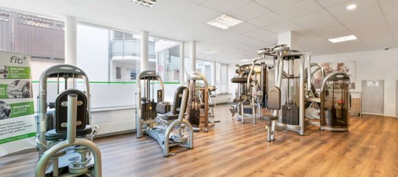 111m² Commercial property in Esslingen, Germany No. 116164 2