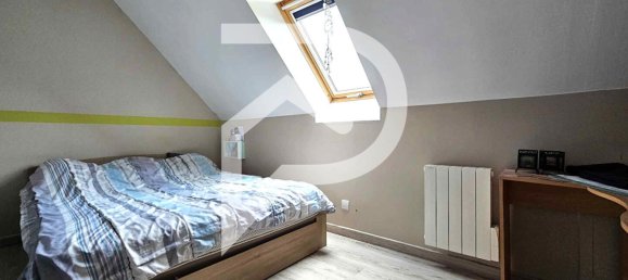 5 bedrooms House in Vron, France No. 78167 9
