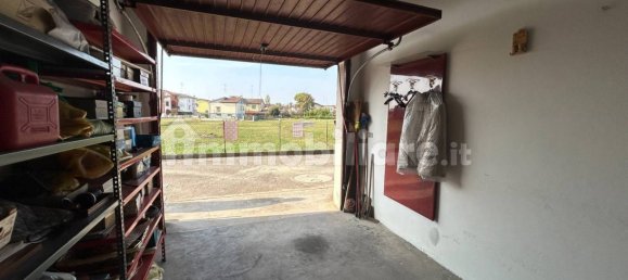 2 bedrooms Apartment in Copparo, Italy No. 140635 2