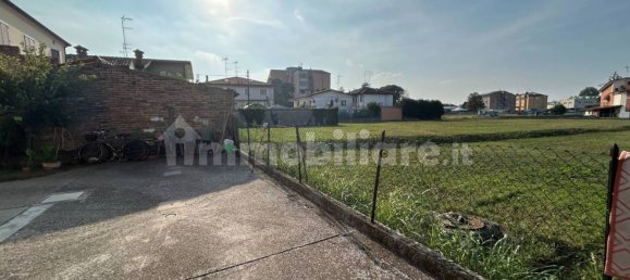 2 bedrooms Apartment in Copparo, Italy No. 140635 5