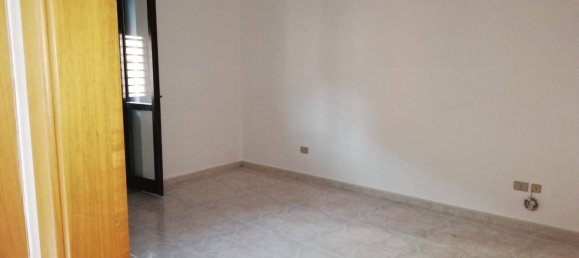 Квартира с 3 комнатами в Монтефорте Ирпино, Италия № 75055 9