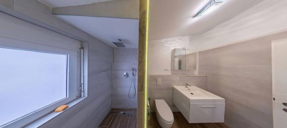 Adosado de 6 habitaciónes en Lorrach, Germany No. 26529 3