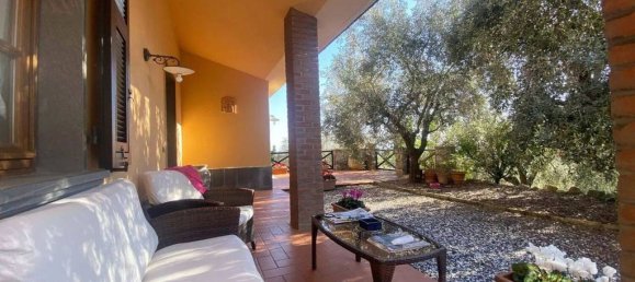 5 bedrooms Villa in Fosdinovo, Italy No. 283755 2