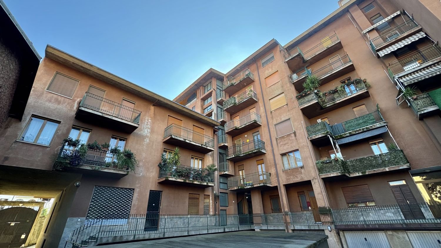 4 bedrooms Apartment in Candelo, Italy No. 328508