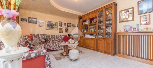 2 Schlafzimmer Wohnung in Guidonia Montecelio, Italy, Nr. 291910 4
