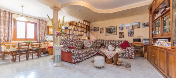 2 Schlafzimmer Wohnung in Guidonia Montecelio, Italy, Nr. 291910 3