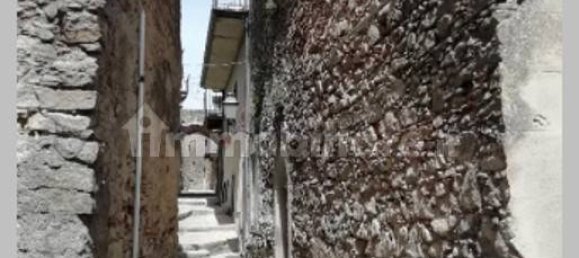 6 غرف نوم شقة في Montalbano Elicona, Italy رقم 317729 2