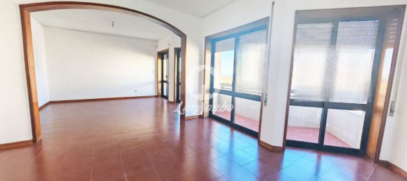 3 Schlafzimmer Wohnung in Arvore, Portugal, Nr. 49742 3