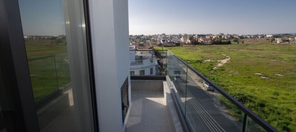 3 Schlafzimmer Wohnung in Larnaca, Cyprus, Nr. 17142 9