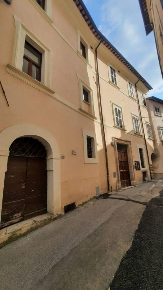 4 rooms Apartment in Rieti, Italy No. 21907