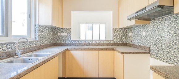 3 bedrooms Villa in Dubai Land, UAE No. 1911 17