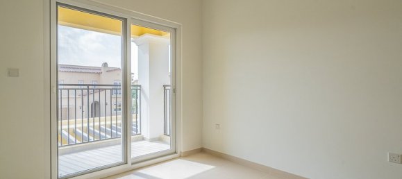 3 bedrooms Villa in Dubai Land, UAE No. 1911 9