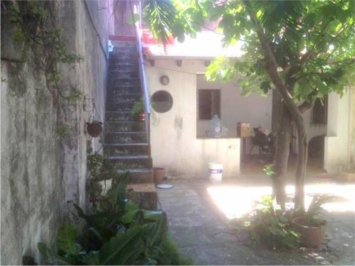 2 bedrooms House in Vicente Lopez, Argentina No. 3445