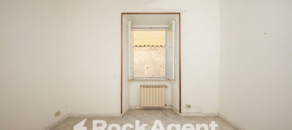 1 chambre Appartement à Guidonia Montecelio, Italy No. 203368 16